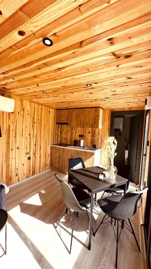 Luxe Tiny House Bij Het Leekstermeer Matsloot Exterior foto